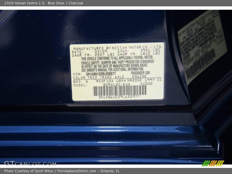 Blue Onyx / Charcoal 2009 Nissan Sentra 2.0