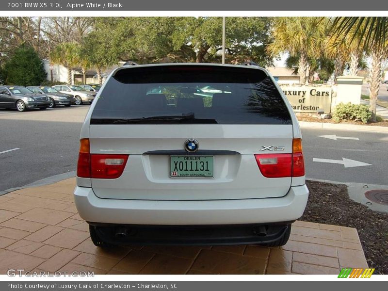 Alpine White / Black 2001 BMW X5 3.0i