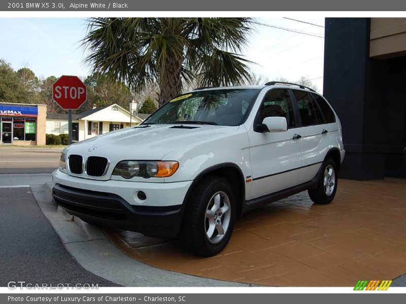 Alpine White / Black 2001 BMW X5 3.0i