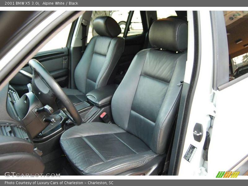 Alpine White / Black 2001 BMW X5 3.0i