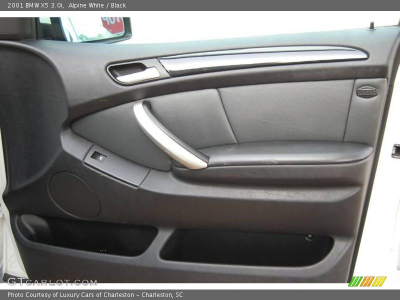 Alpine White / Black 2001 BMW X5 3.0i