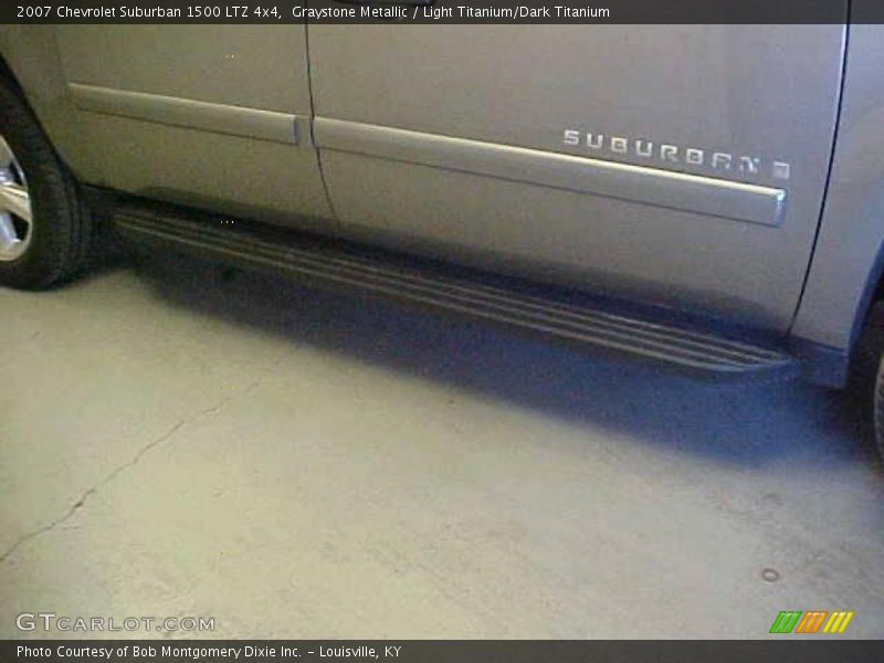 Graystone Metallic / Light Titanium/Dark Titanium 2007 Chevrolet Suburban 1500 LTZ 4x4
