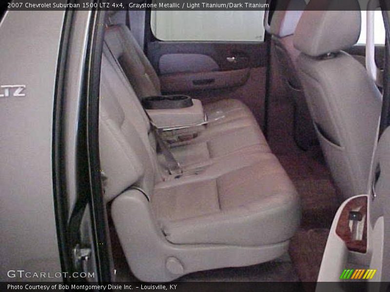 Graystone Metallic / Light Titanium/Dark Titanium 2007 Chevrolet Suburban 1500 LTZ 4x4