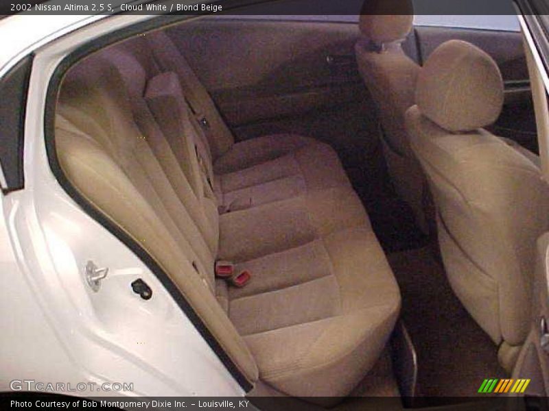 Cloud White / Blond Beige 2002 Nissan Altima 2.5 S