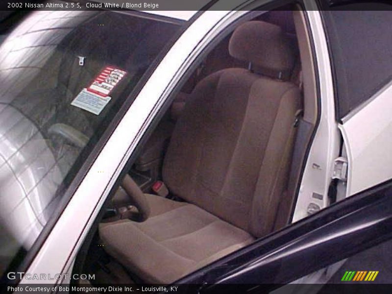 Cloud White / Blond Beige 2002 Nissan Altima 2.5 S