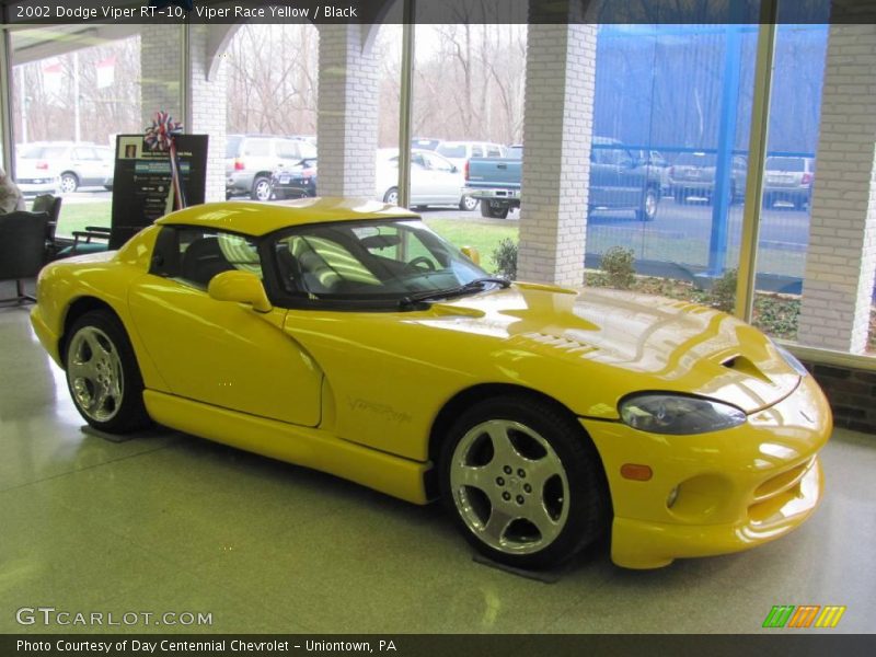 Viper Race Yellow / Black 2002 Dodge Viper RT-10