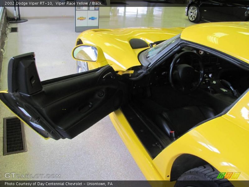 Viper Race Yellow / Black 2002 Dodge Viper RT-10