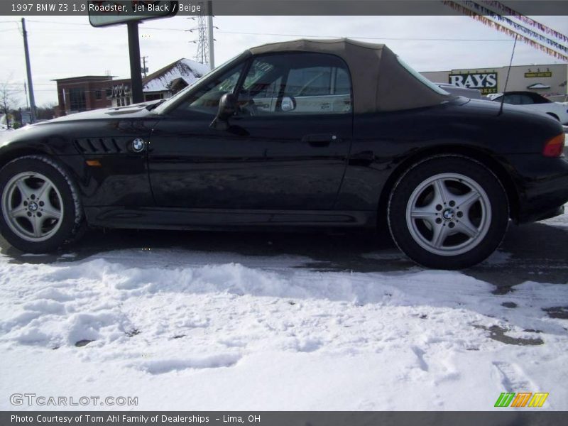 Jet Black / Beige 1997 BMW Z3 1.9 Roadster