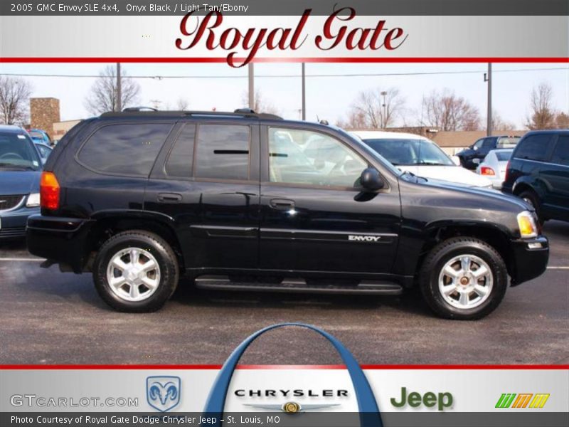 Onyx Black / Light Tan/Ebony 2005 GMC Envoy SLE 4x4