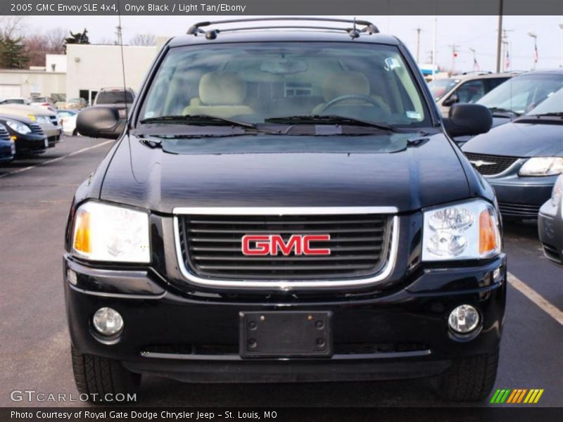 Onyx Black / Light Tan/Ebony 2005 GMC Envoy SLE 4x4