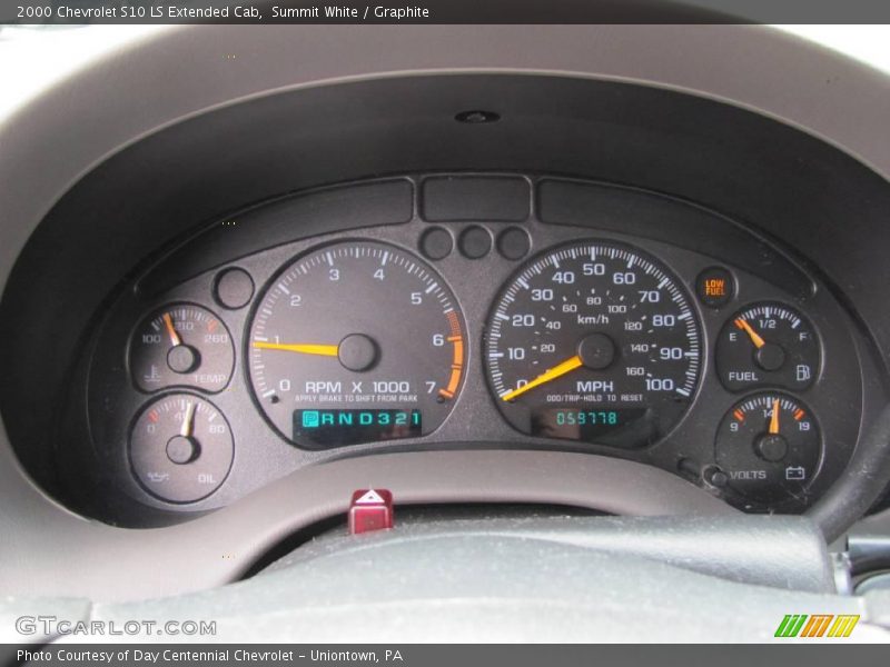 Summit White / Graphite 2000 Chevrolet S10 LS Extended Cab