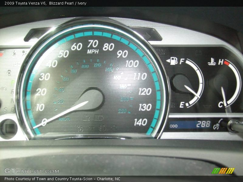 Blizzard Pearl / Ivory 2009 Toyota Venza V6