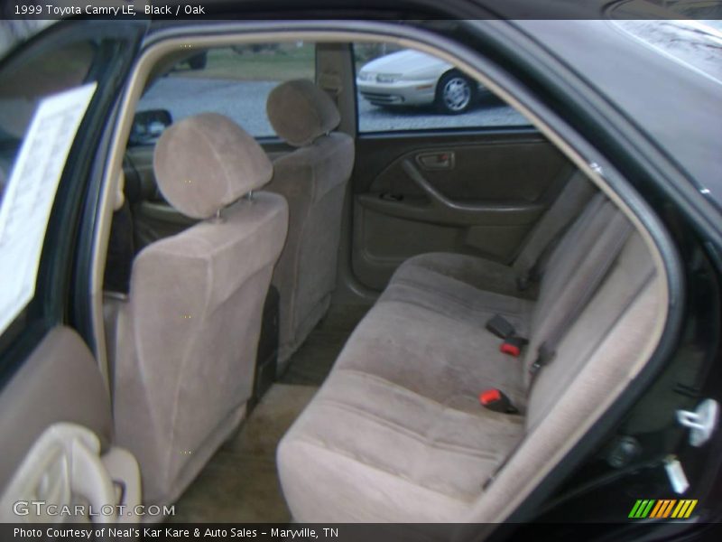 Black / Oak 1999 Toyota Camry LE