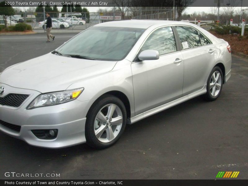 Classic Silver Metallic / Ash Gray 2010 Toyota Camry SE