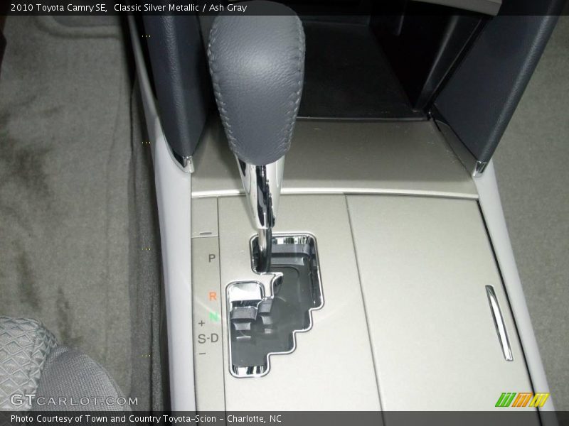 Classic Silver Metallic / Ash Gray 2010 Toyota Camry SE