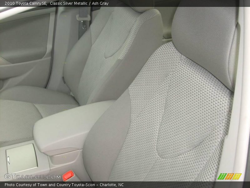 Classic Silver Metallic / Ash Gray 2010 Toyota Camry SE