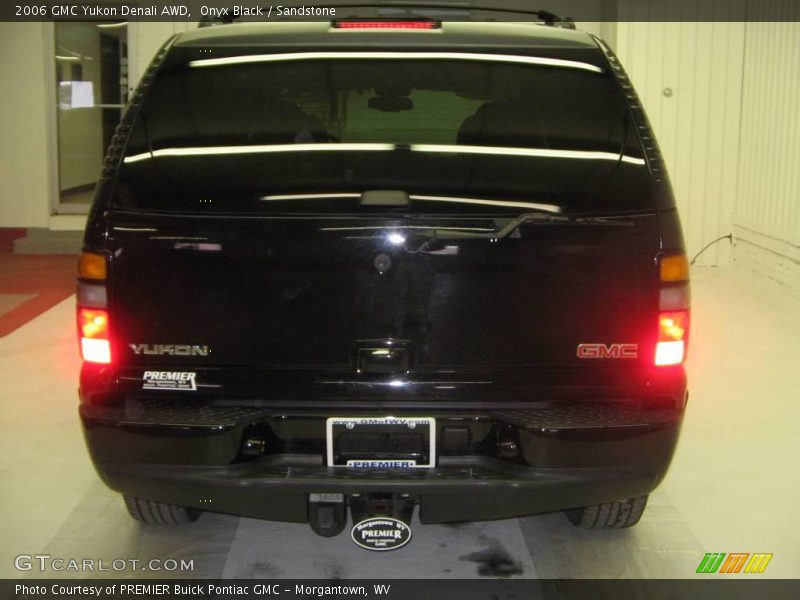 Onyx Black / Sandstone 2006 GMC Yukon Denali AWD