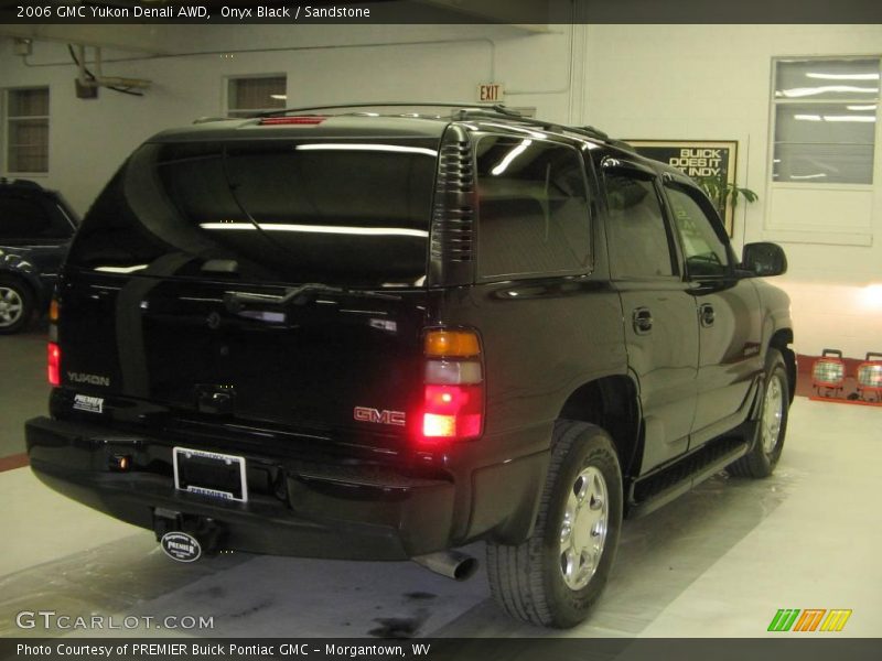 Onyx Black / Sandstone 2006 GMC Yukon Denali AWD