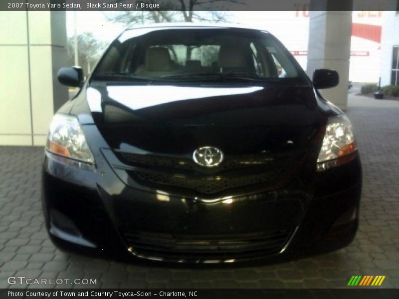 Black Sand Pearl / Bisque 2007 Toyota Yaris Sedan