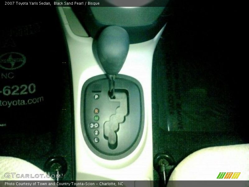 Black Sand Pearl / Bisque 2007 Toyota Yaris Sedan