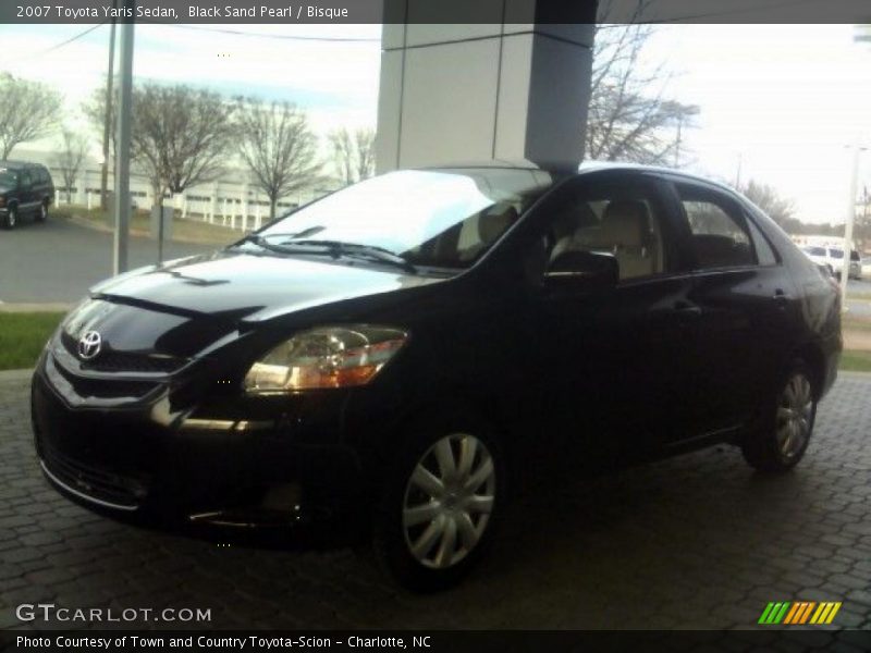Black Sand Pearl / Bisque 2007 Toyota Yaris Sedan