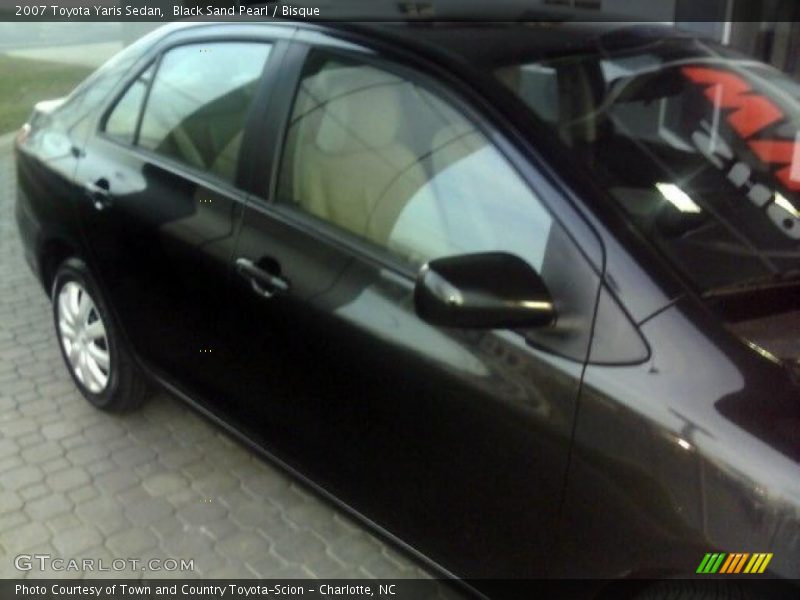 Black Sand Pearl / Bisque 2007 Toyota Yaris Sedan