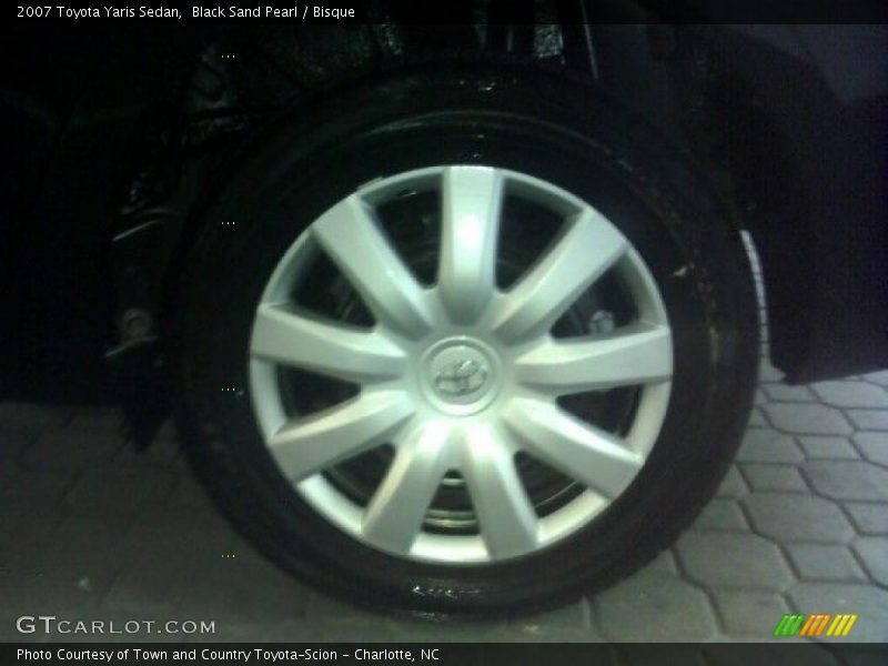 Black Sand Pearl / Bisque 2007 Toyota Yaris Sedan