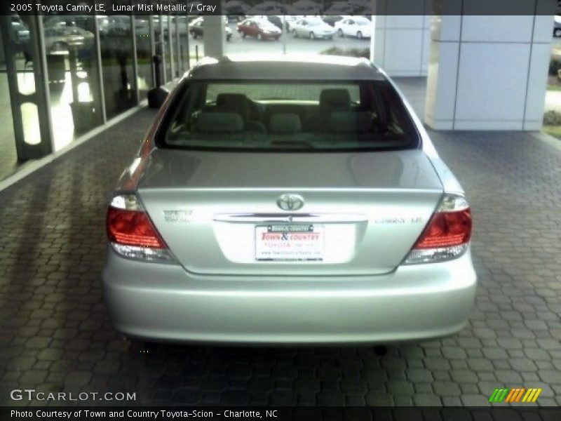 Lunar Mist Metallic / Gray 2005 Toyota Camry LE