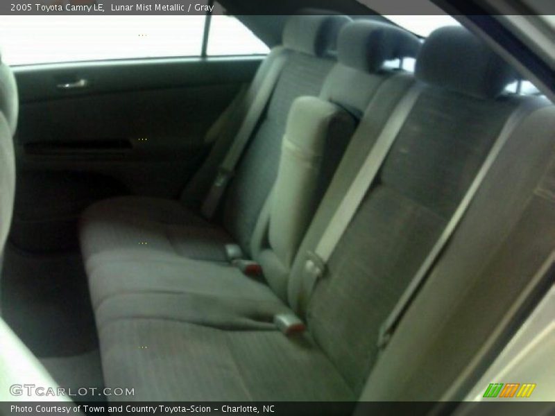 Lunar Mist Metallic / Gray 2005 Toyota Camry LE