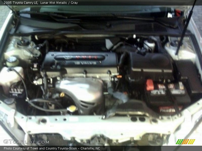 Lunar Mist Metallic / Gray 2005 Toyota Camry LE