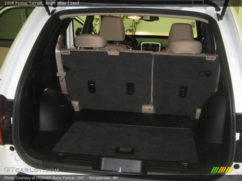 Bright White / Sand 2008 Pontiac Torrent