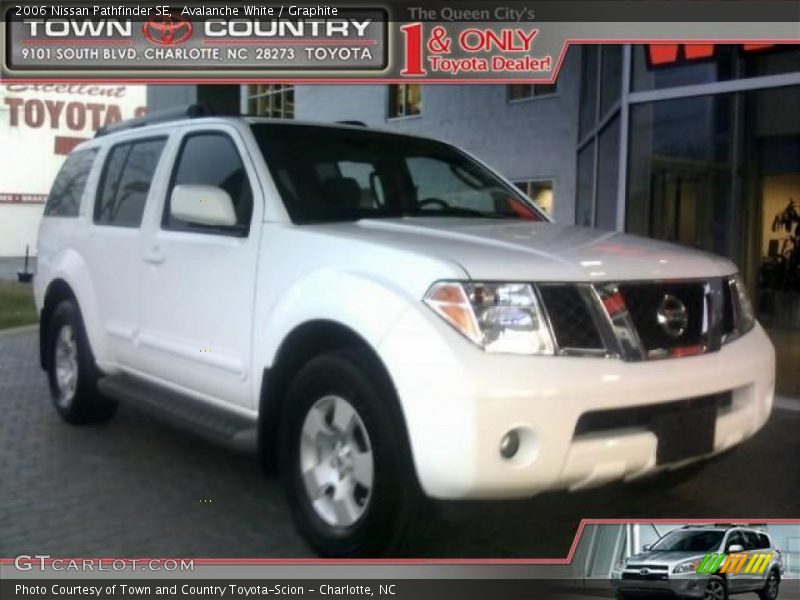 Avalanche White / Graphite 2006 Nissan Pathfinder SE