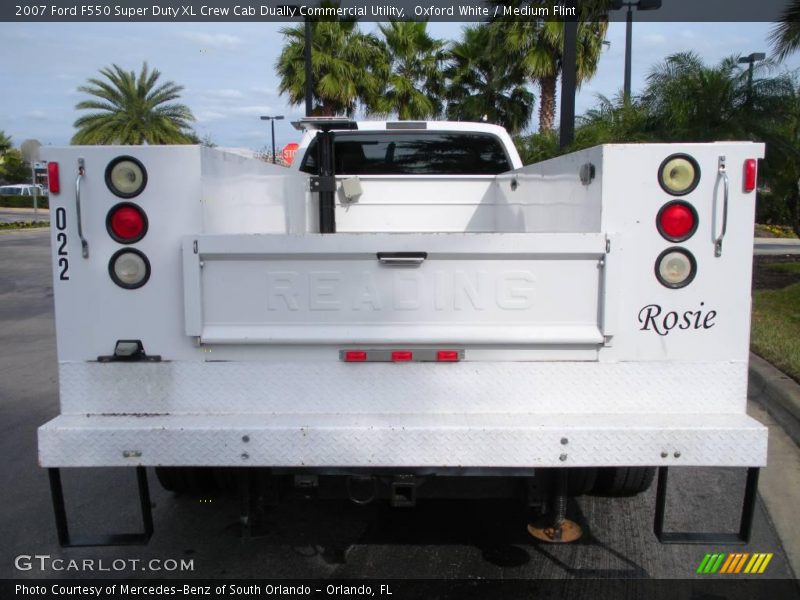 Oxford White / Medium Flint 2007 Ford F550 Super Duty XL Crew Cab Dually Commercial Utility