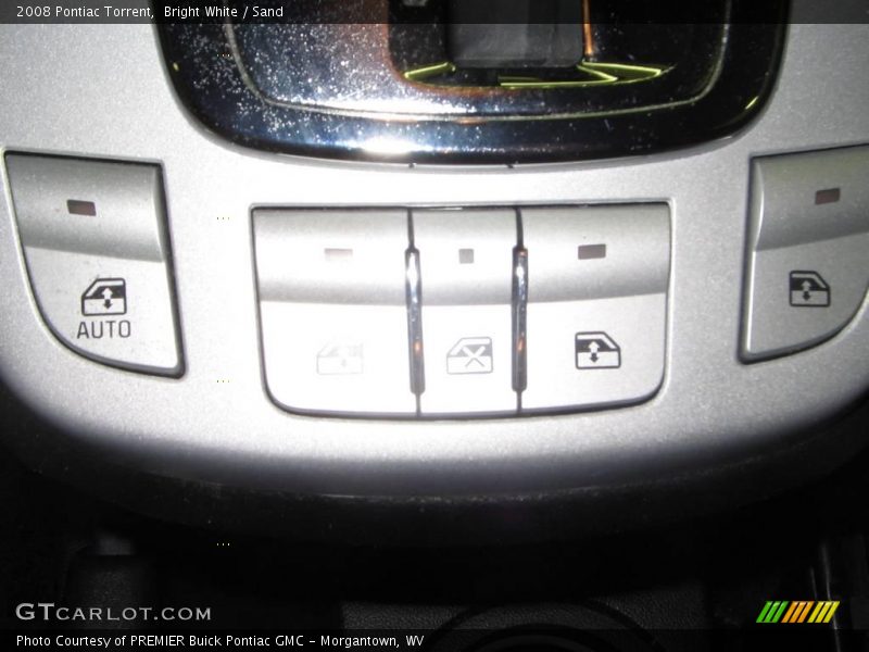 Bright White / Sand 2008 Pontiac Torrent