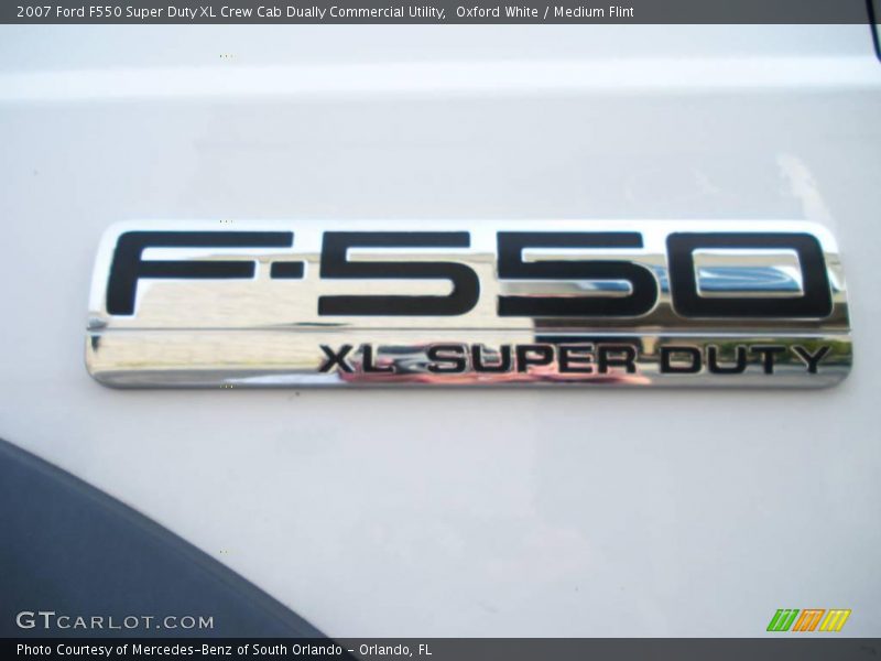 Oxford White / Medium Flint 2007 Ford F550 Super Duty XL Crew Cab Dually Commercial Utility
