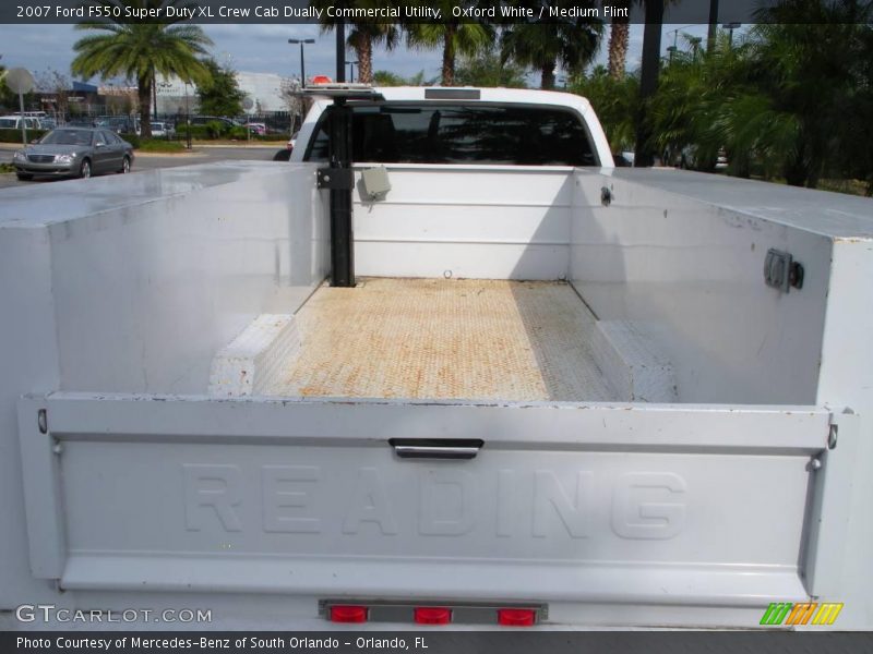 Oxford White / Medium Flint 2007 Ford F550 Super Duty XL Crew Cab Dually Commercial Utility