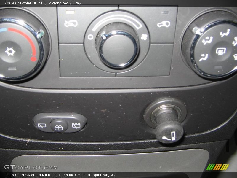 Victory Red / Gray 2009 Chevrolet HHR LT
