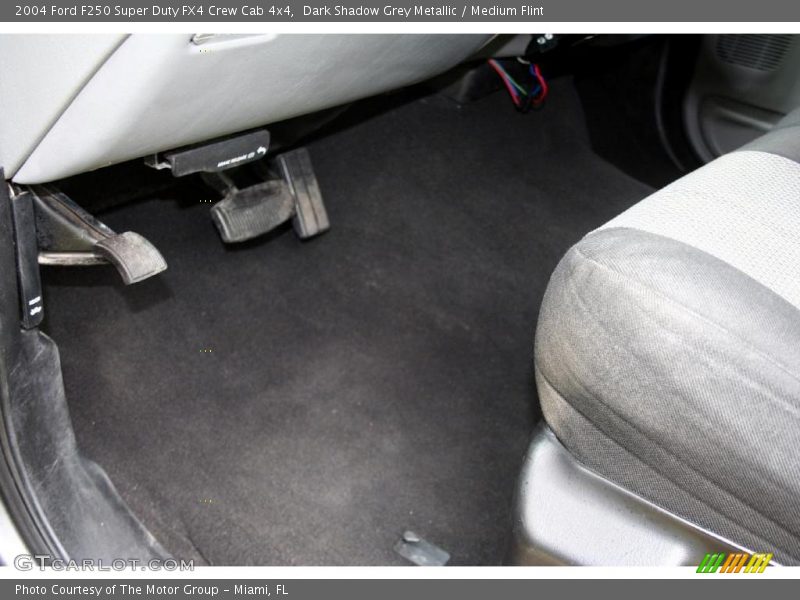 Dark Shadow Grey Metallic / Medium Flint 2004 Ford F250 Super Duty FX4 Crew Cab 4x4