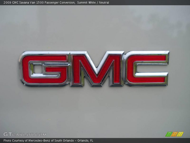 Summit White / Neutral 2009 GMC Savana Van 1500 Passenger Conversion