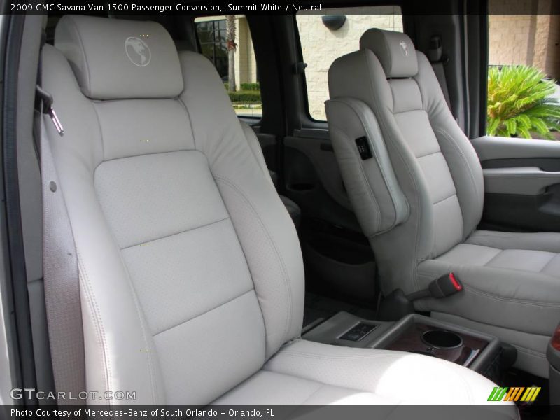 Summit White / Neutral 2009 GMC Savana Van 1500 Passenger Conversion