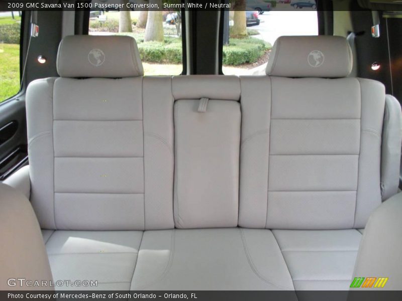 Summit White / Neutral 2009 GMC Savana Van 1500 Passenger Conversion