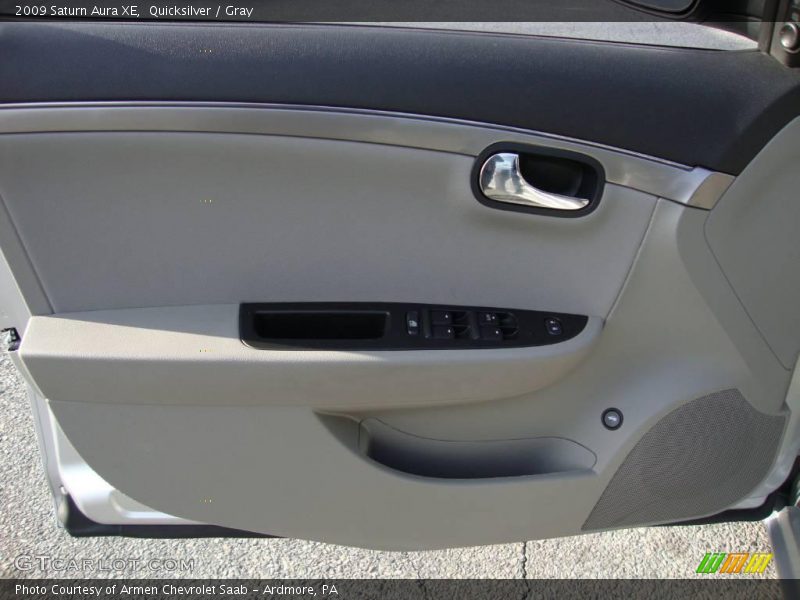 Quicksilver / Gray 2009 Saturn Aura XE