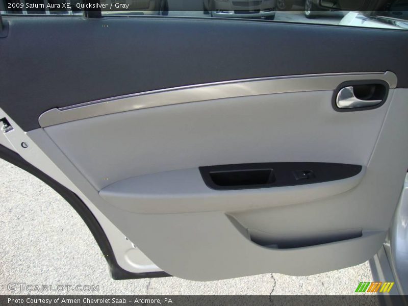 Quicksilver / Gray 2009 Saturn Aura XE