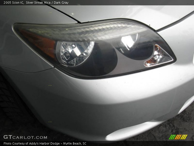 Silver Streak Mica / Dark Gray 2005 Scion tC