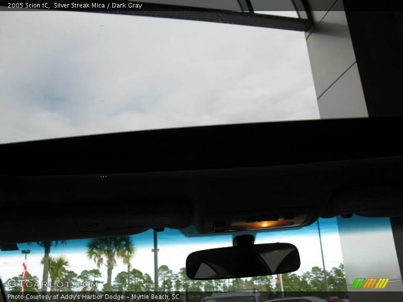 Silver Streak Mica / Dark Gray 2005 Scion tC