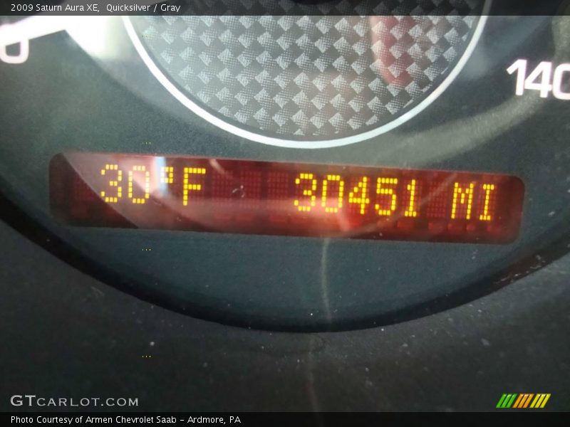 Quicksilver / Gray 2009 Saturn Aura XE
