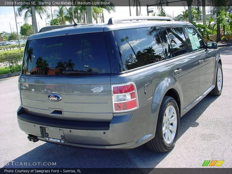 Sterling Grey Metallic / Medium Light Stone 2009 Ford Flex SE