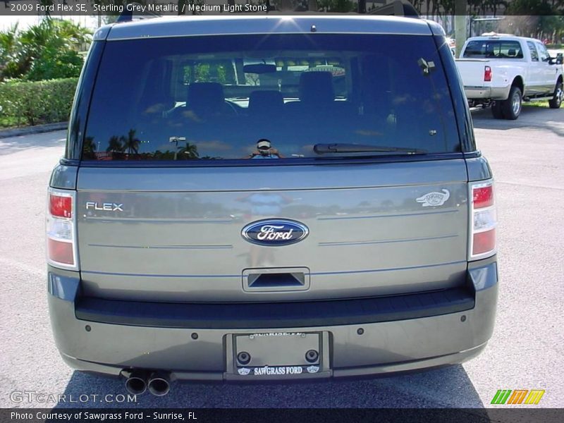 Sterling Grey Metallic / Medium Light Stone 2009 Ford Flex SE