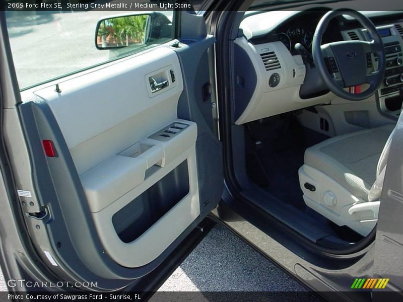 Sterling Grey Metallic / Medium Light Stone 2009 Ford Flex SE
