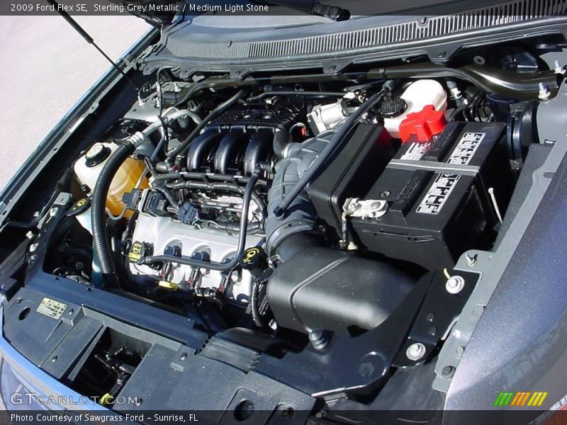 Sterling Grey Metallic / Medium Light Stone 2009 Ford Flex SE